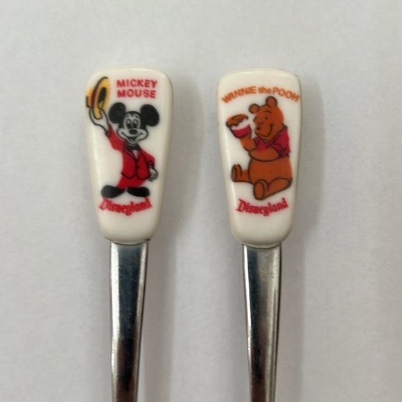 Vintage Walt Disney Spoons Mickey Mouse and Winnie the Pooh - Picture 2 of 12